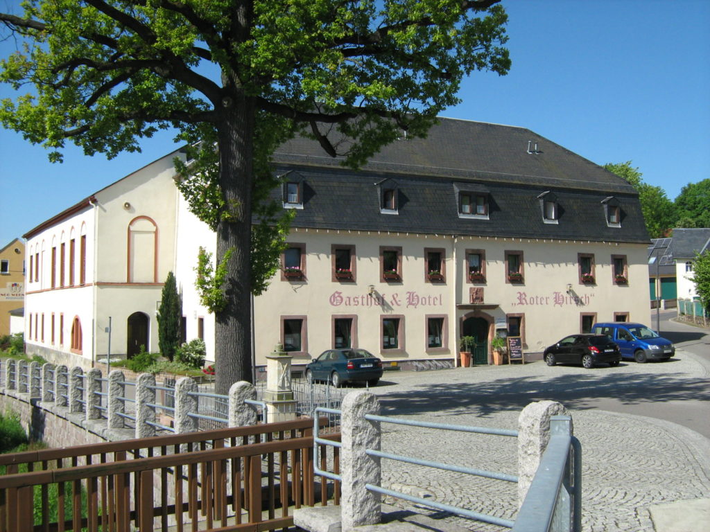 Roter Hirsch Claußnitz